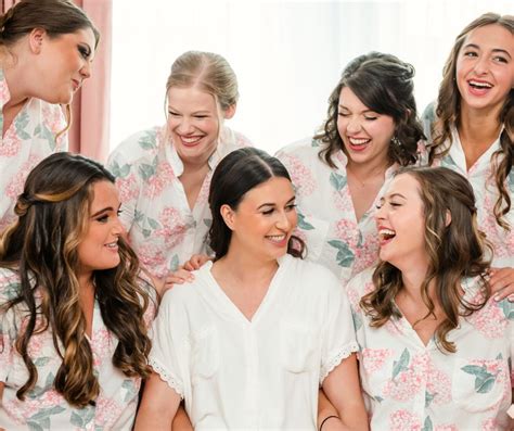 Bridal Party Hairstyles The Ultimate Guide For Brides