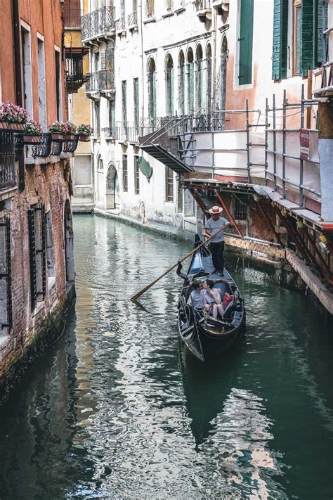 What to Expect When Travelling to Venice: Expectations vs Reality