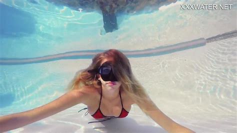 Blonde Big Boobs Long Hair Sophie Murena Enjoys Pussy In The Pool Porn Videos