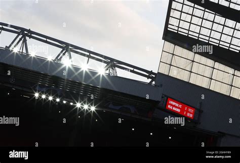 The Floodlights At Anfield Hi Res Stock Photography And Images Alamy