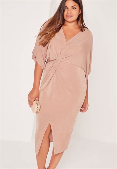 5 beautiful plus size dresses for a wedding guest