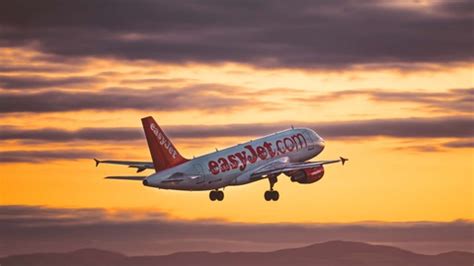 Easyjet Apresenta Nova Campanha Abrangendo Funchal E Porto Santo