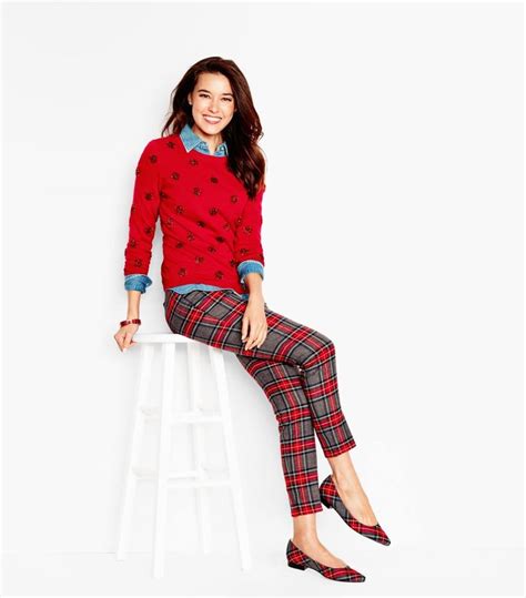 Christmas Clothing Christmas Outfit Fashion Pics Red Pants Working