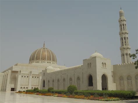 Islamic Holly Places: Sultan Qaboos Grand Mosque