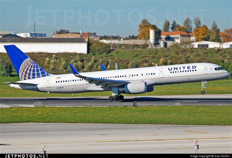 N41140 Boeing 757 224 United Airlines Joao Santos Jetphotos