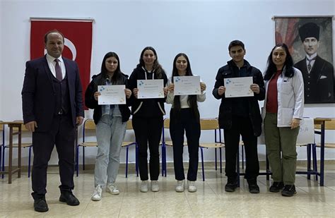 ÖĞRENCİLERİMİZE E TWİNNİNG BELGELERİ VERİLDİ Aybastı Anadolu Lisesi