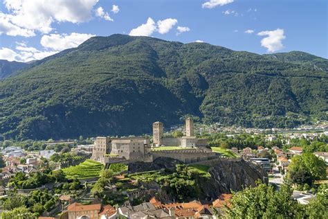 Gemme Nascoste Tra Laghi E Castelli