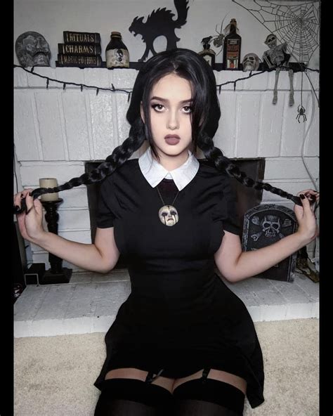 Sexy Wednesday Addams Halloween Costume