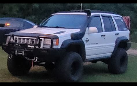 View build 7 Inch Lifted 1998 Jeep Grand Cherokee 4WD | Rough Country