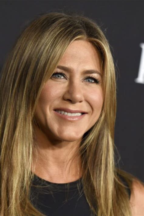 Does Jennifer Aniston have any secrets to her ageless skin? | Estilo