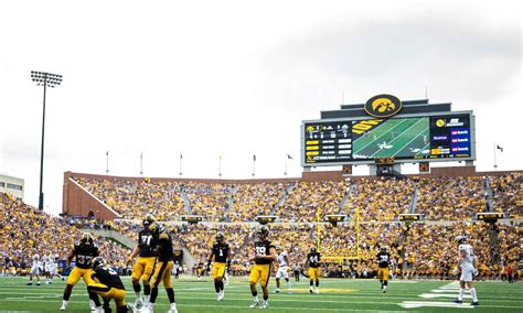 Iowa Football Stadium | atelier-yuwa.ciao.jp