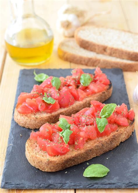 Bruschetta Al Pomodoro Con Olio Aglio E Basilico DANICUCINA