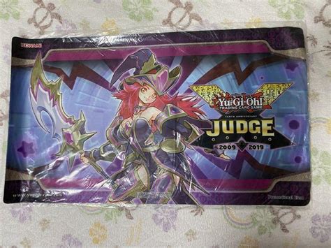 45％割引レッド系男性に人気！ 遊戯王 サモンソーサレス Judge プレイマット 新品未開封 プレマ 公式 遊戯王 トレーディングカード