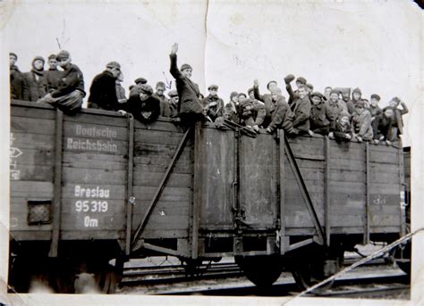 27 Gennaio 1945 La Liberazione Di Auschwitz Corriere It