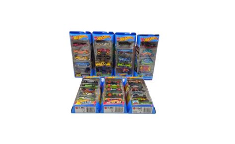 SAMOCHODZIKI MATTEL HOT WHEELS RÓŻNE WZORY Samochody i pojazdy Loombard pl