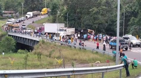 Tragedia en Nicaragua deja 16 fallecidos en accidente de autobús