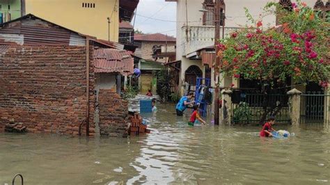 Kelurahan Terdampak Banjir Di Medan Maimun Ketinggian Air Capai