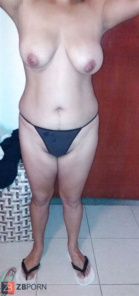 Una Putita Del Barrio ZB Porn