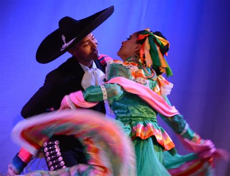 Explora las fascinantes danzas de iniciación en diferentes culturas