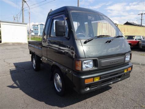 1993 Daihatsu Hijet Truck JAMBO 4WD M T For Sale