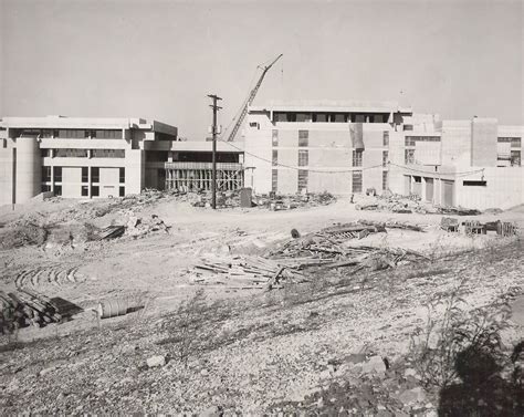 Ccac South Campus Construction 1972 Construction Of The Ne Flickr