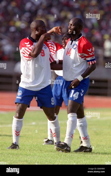 George Weah Liberia Goal Hi Res Stock Photography And Images Alamy