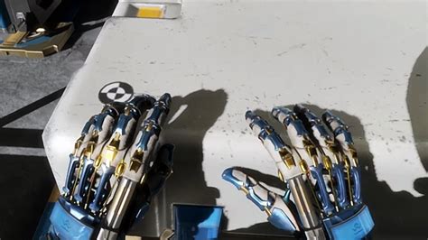 'Lone Echo' Developer Shows Impressive Procedural Hand-posing System ...