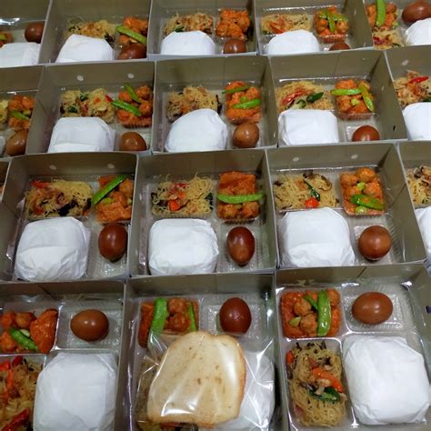 Nasi Box Makan Siang