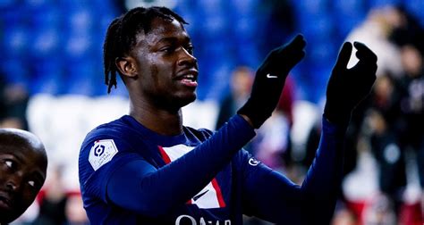 Le Meilleur Du Psg On Twitter Le Joueur Form Au Psg El Chadaille