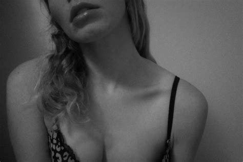 Hair Black Lip Shoulder Skin Porn Pic