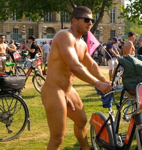 Public Naked Guys Photo Boyfriendtv