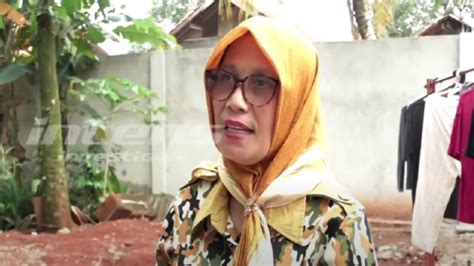 Ibu Indah Permatasari Sebut Musuh Kriting Kalina Oktarani Beri