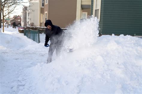 U S Braces For Another Storm Days After Northeast Walloped By Snow