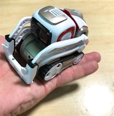 Cozmo robot review - the smart little toy with a huge personality ...