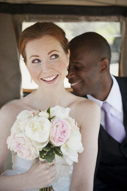 Pin By Esdras Hector On Bröllop Interracial Wedding Interracial Couples Interracial Marriage