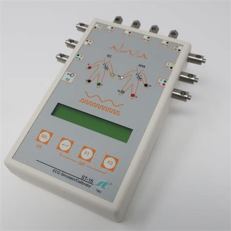 Simulador De Paciente De ECG 80 015 03 Lessa Para Procedimentos