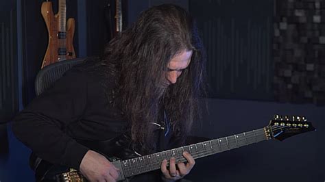 Former Megadeth Guitarist Kiko Loureiro Shares New Instructional Video