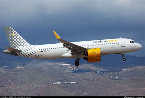 EC NAY Vueling Airbus A320 271N Photo By Florencio Martin Melian ID