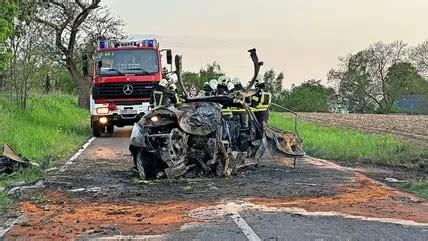 T Dlicher Unfall Bei Barenthin Identit T Des Toten Unklar Fahrer