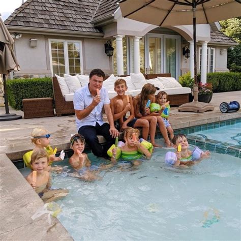 Donny Osmond’s Family Photos With His 14 Grandchildren!