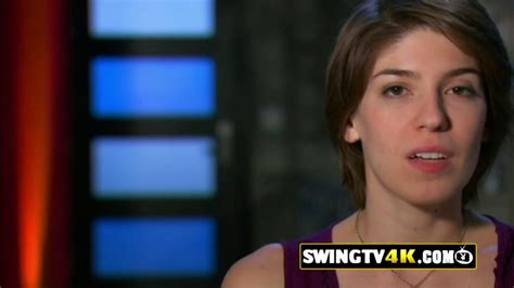 Sexologist Convinces New Amateur Couples To Live Their First Orgy Experience At The Red Room For