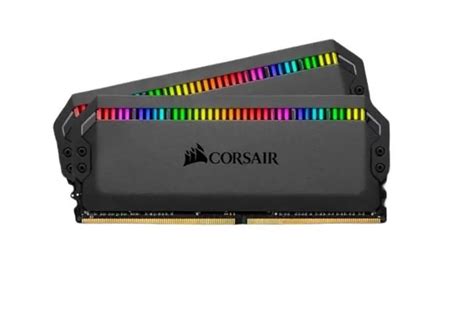 Pamięć RAM CORSAIR DDR4 DOMINATOR RGB 32GB 3200 MB s 2x16GB C16