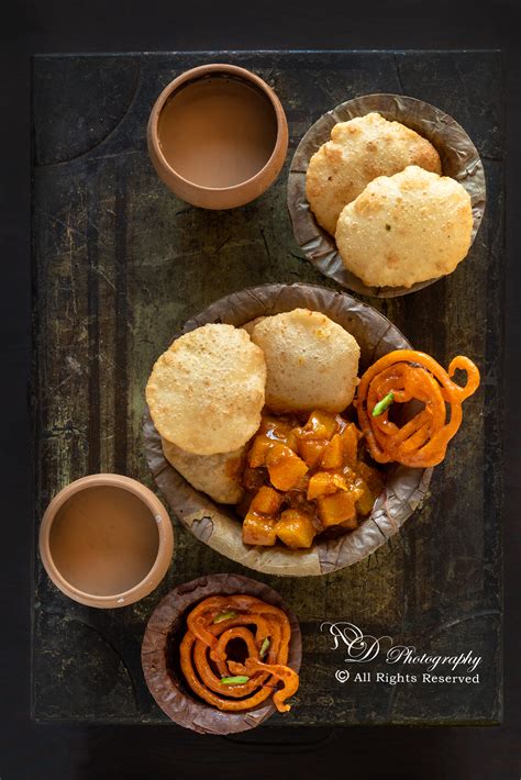 Club Kachori Calcutta Street-style | Hing Kochuri Aloo Sabzi | Sunday ...