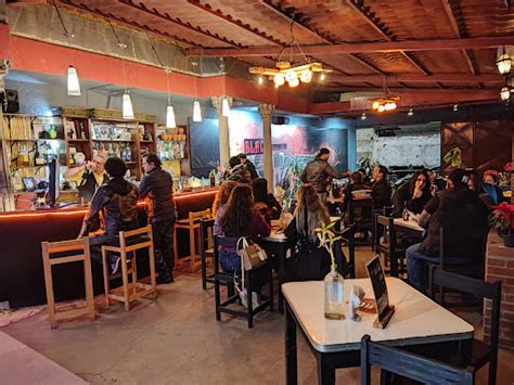 Los Mejores Restaurantes Sirviendo Comida Bar Con Musica En Directo En