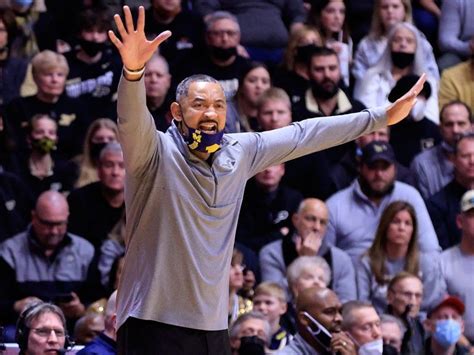 College Coach And Ex NBA Player Juwan Howard Suspended 5 Games For