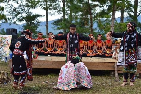 Mengenal Suku Gayo yang Terkenal Dengan Keramahan dan Kopinya