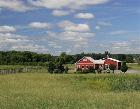 Explore Enchanting Places and Hidden Gems | HappyValley.com