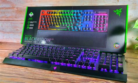 Razer BlackWidow V3 Review - The Legendary Keyboard series goes Green ...