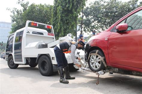 Foto Mobil Matik Terpaksa Diderek Perhatikan Hal Ini