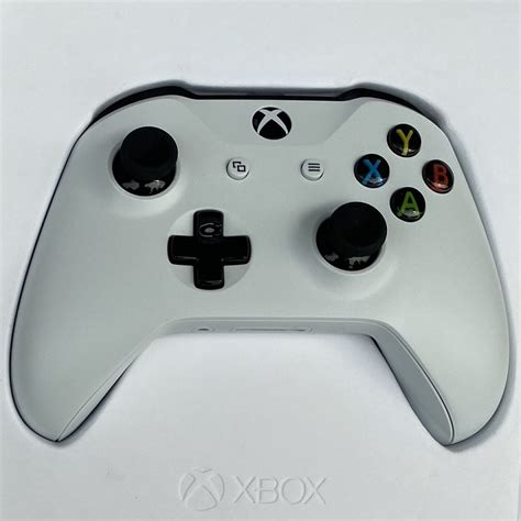 Tay cầm chơi game không dây Microsoft xbox One S